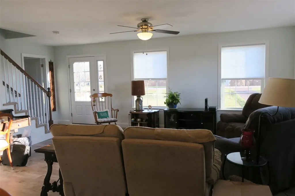 4 Red Gate Drive Kingston NH 03848