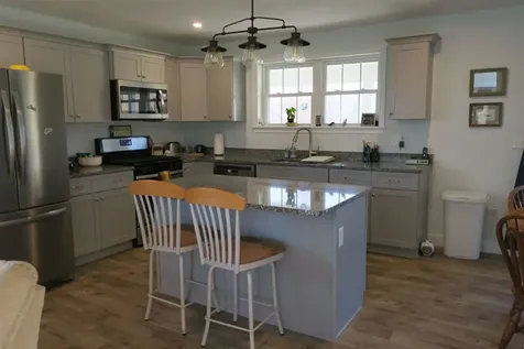 4 Red Gate Drive Kingston NH 03848