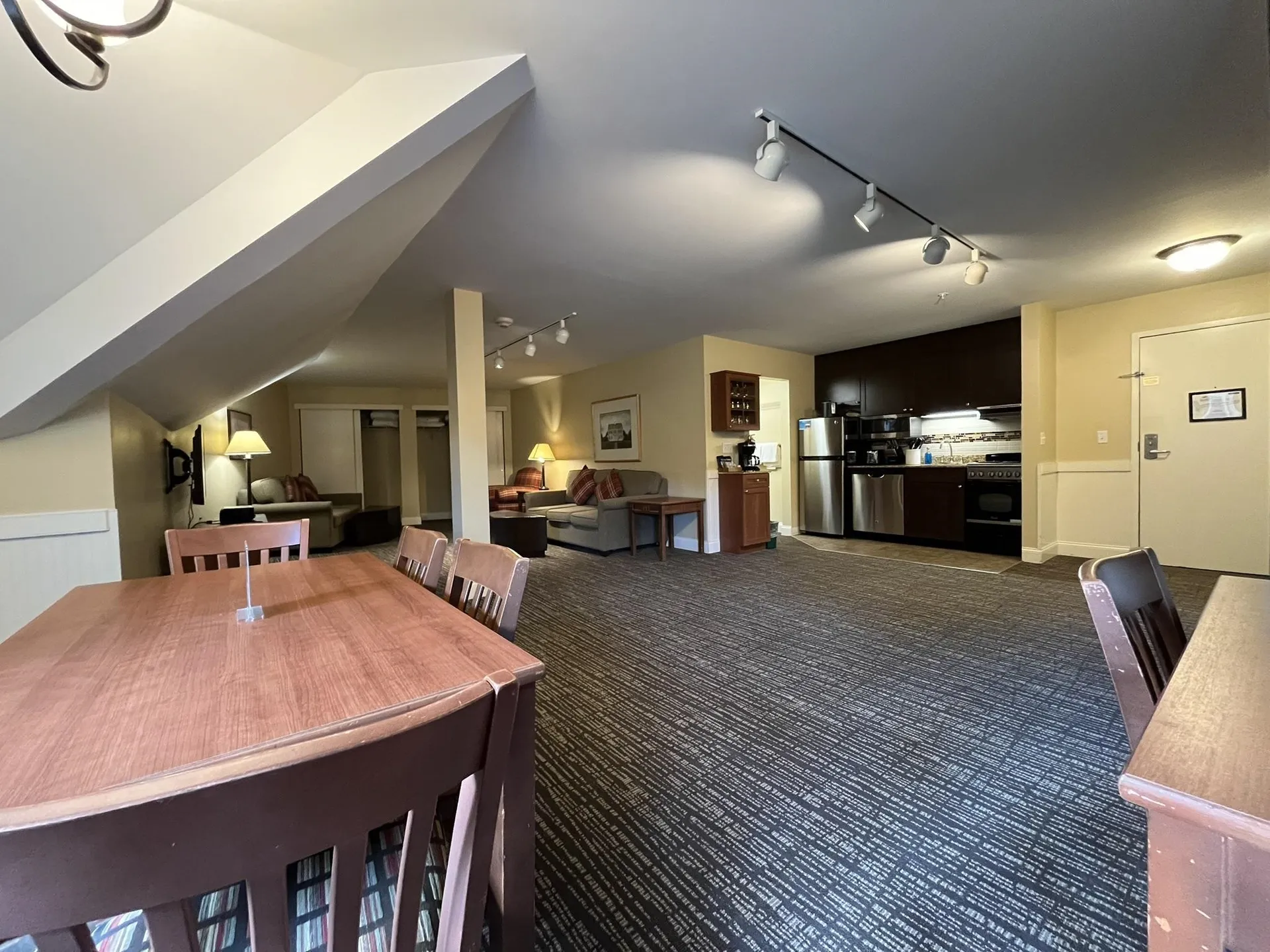 89 Grand Summit Way Dover VT 05356