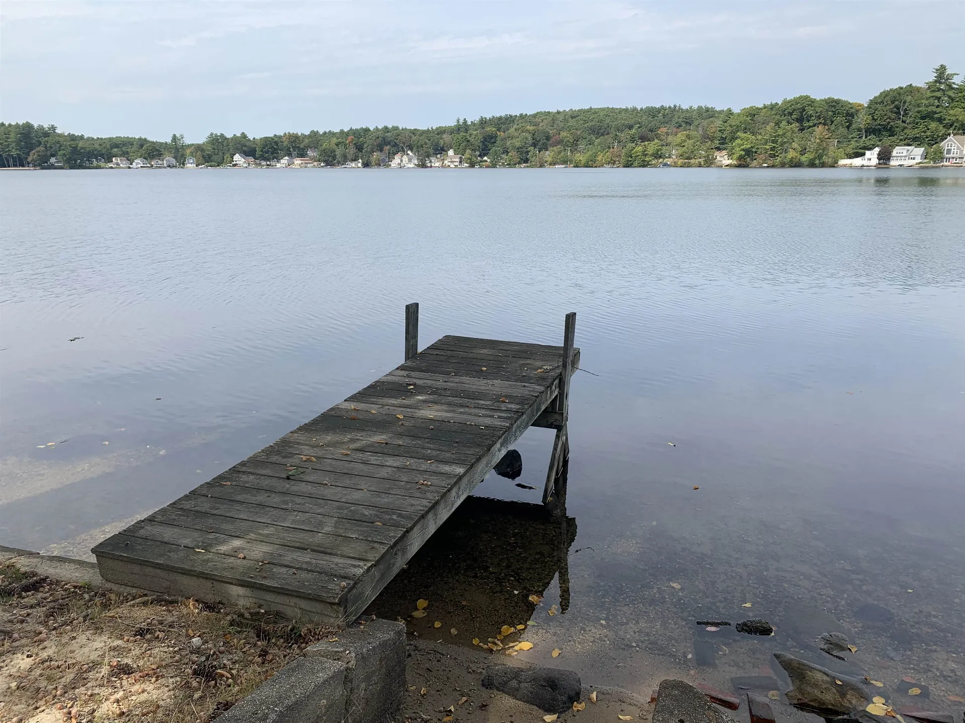 28 Beaver Lake Avenue Derry NH 03038