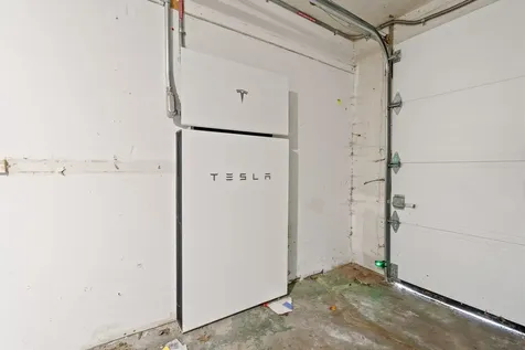 71 Scobie Pond Road Derry NH 03038