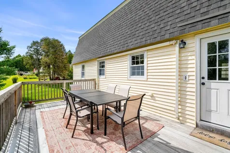 71 Scobie Pond Road Derry NH 03038