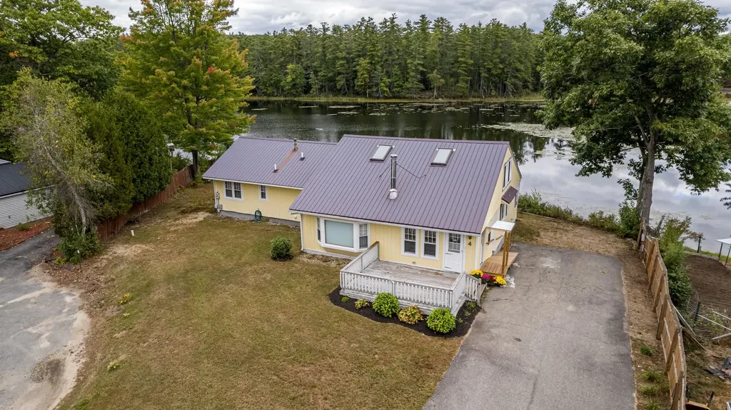 4 Downing Road New Durham NH 03855