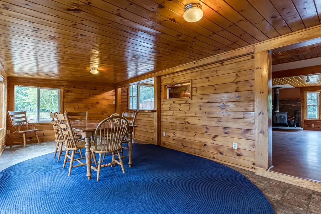 4 Downing Road New Durham NH 03855
