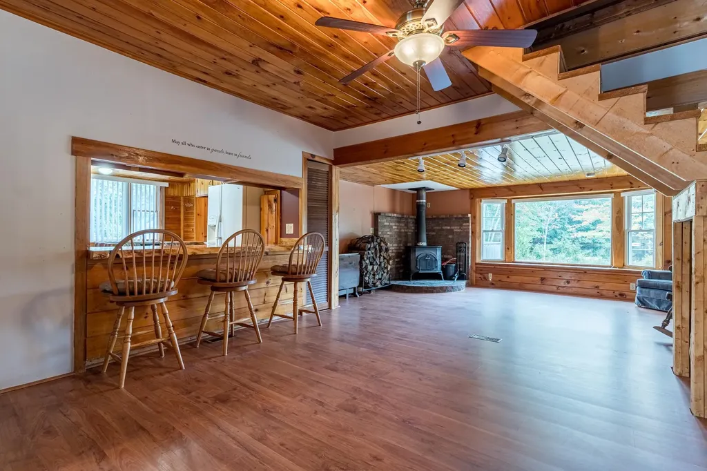 4 Downing Road New Durham NH 03855