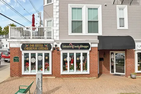 25 N Main Street Wolfeboro NH 03894