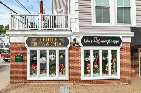 25 N Main Street Wolfeboro NH 03894