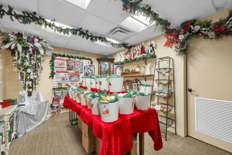 25 N Main Street Wolfeboro NH 03894