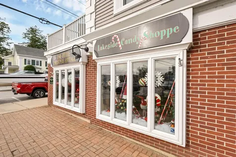 25 N Main Street Wolfeboro NH 03894