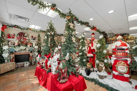 25 N Main Street Wolfeboro NH 03894