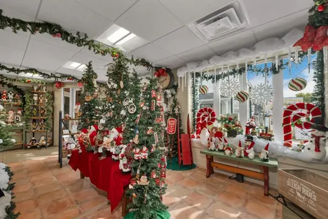 25 N Main Street Wolfeboro NH 03894