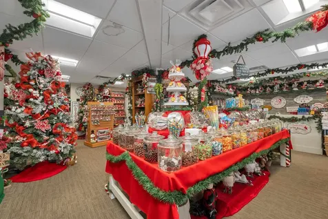 25 N Main Street Wolfeboro NH 03894