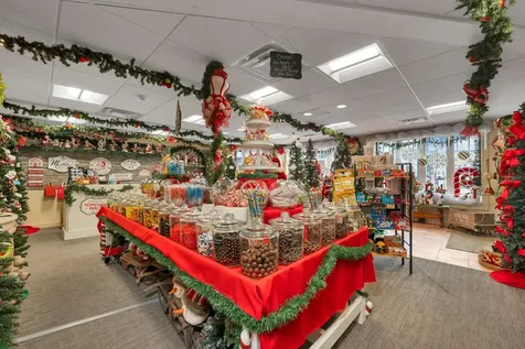 25 N Main Street Wolfeboro NH 03894