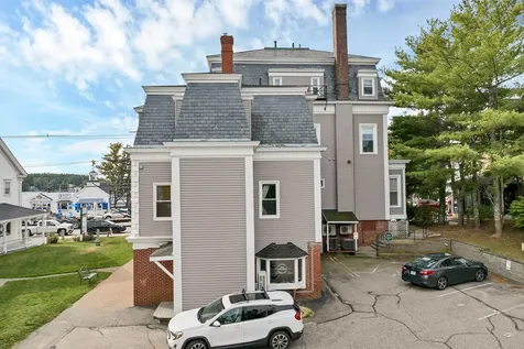 25 N Main Street Wolfeboro NH 03894