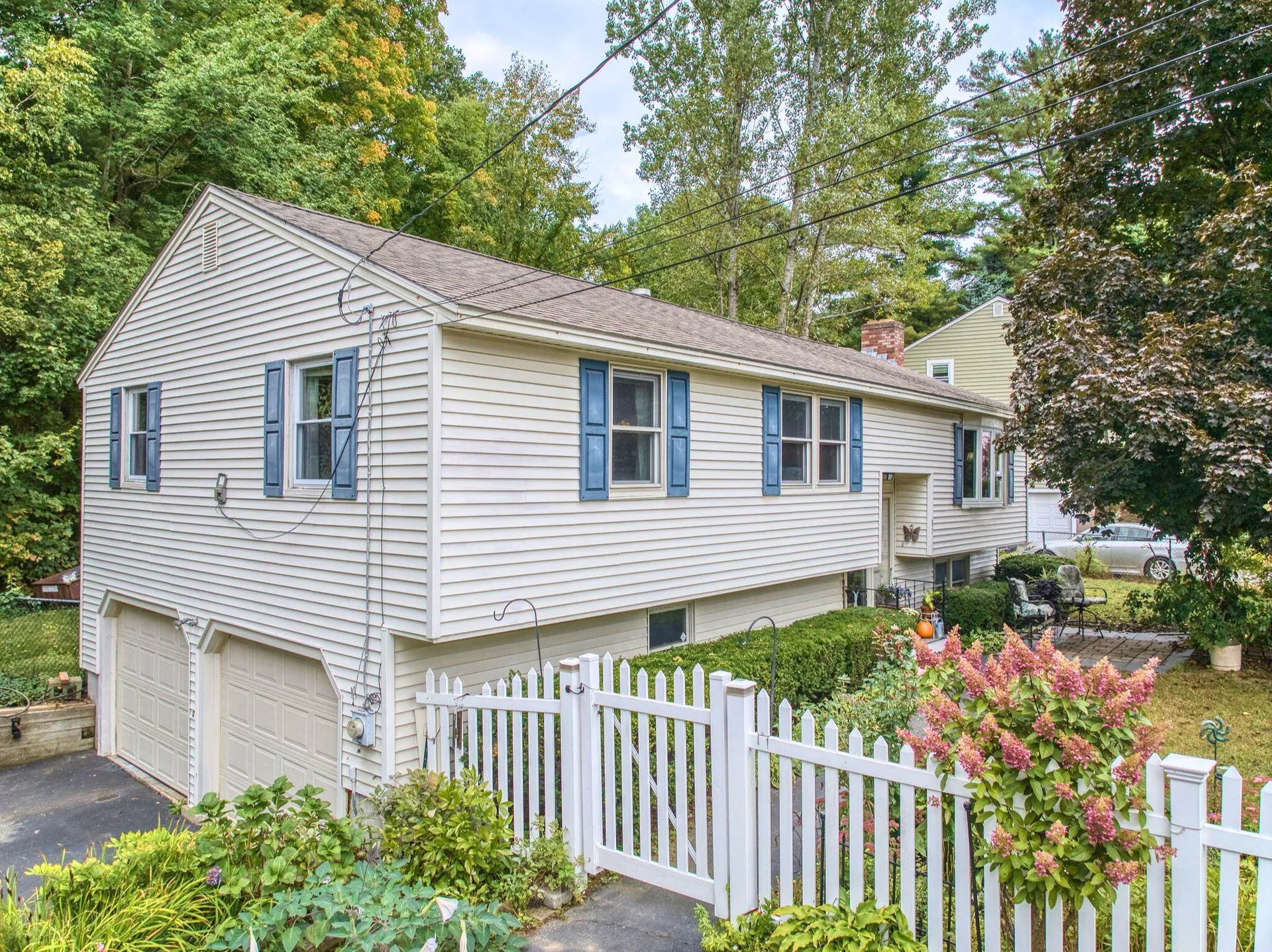 87 Dublin Avenue Nashua NH 03063