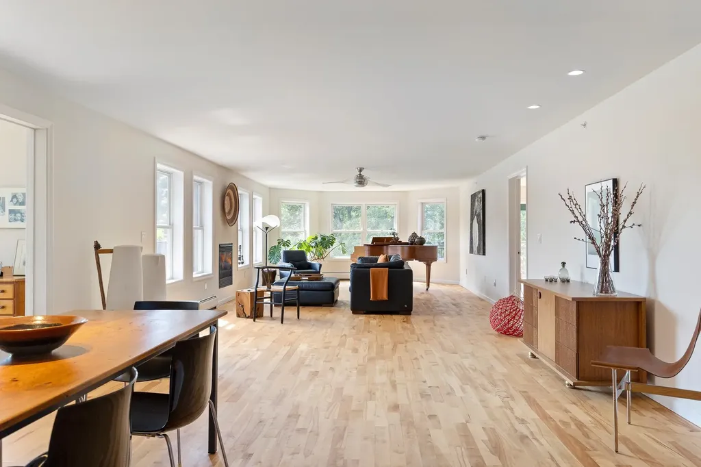 57 Claire Pointe Road Burlington VT 05408