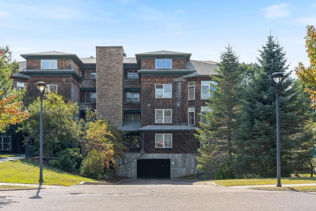 57 Claire Pointe Road Burlington VT 05408