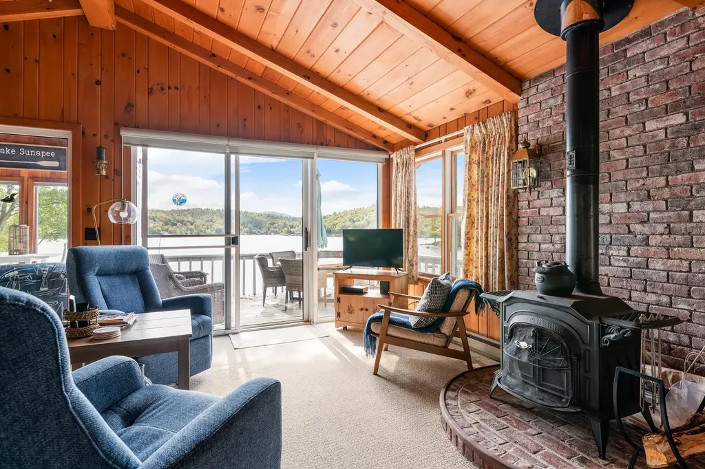 8 White Shutter Road Sunapee NH 03782
