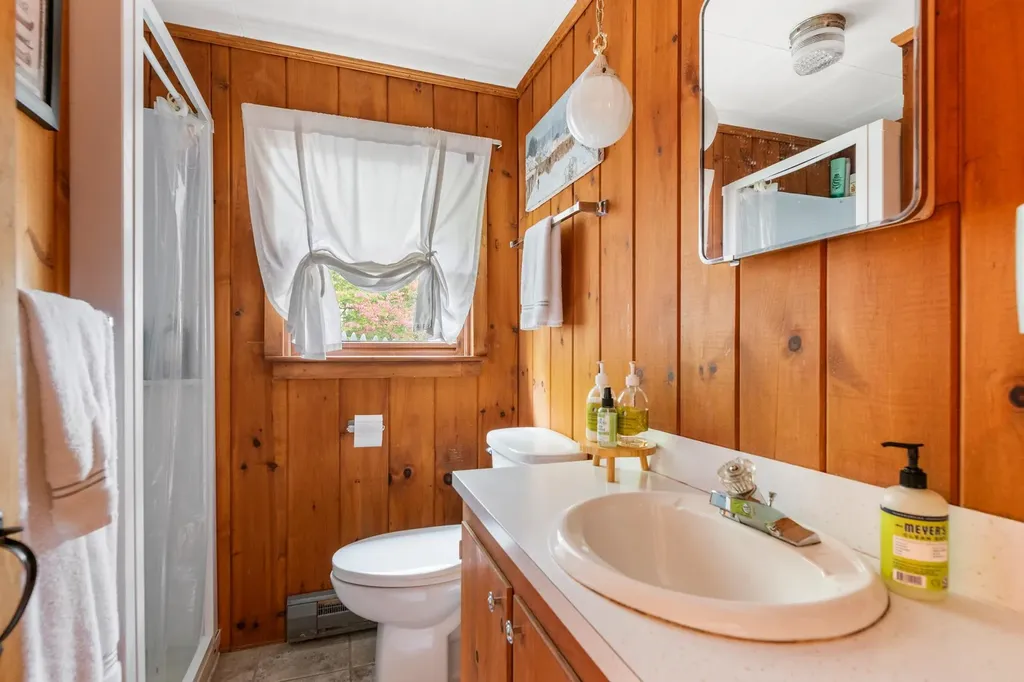 8 White Shutter Road Sunapee NH 03782