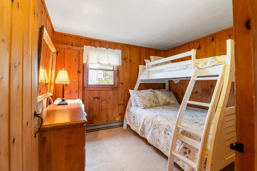 8 White Shutter Road Sunapee NH 03782