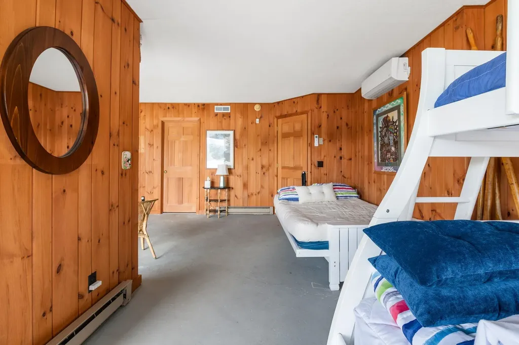 8 White Shutter Road Sunapee NH 03782