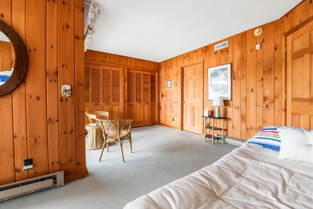 8 White Shutter Road Sunapee NH 03782
