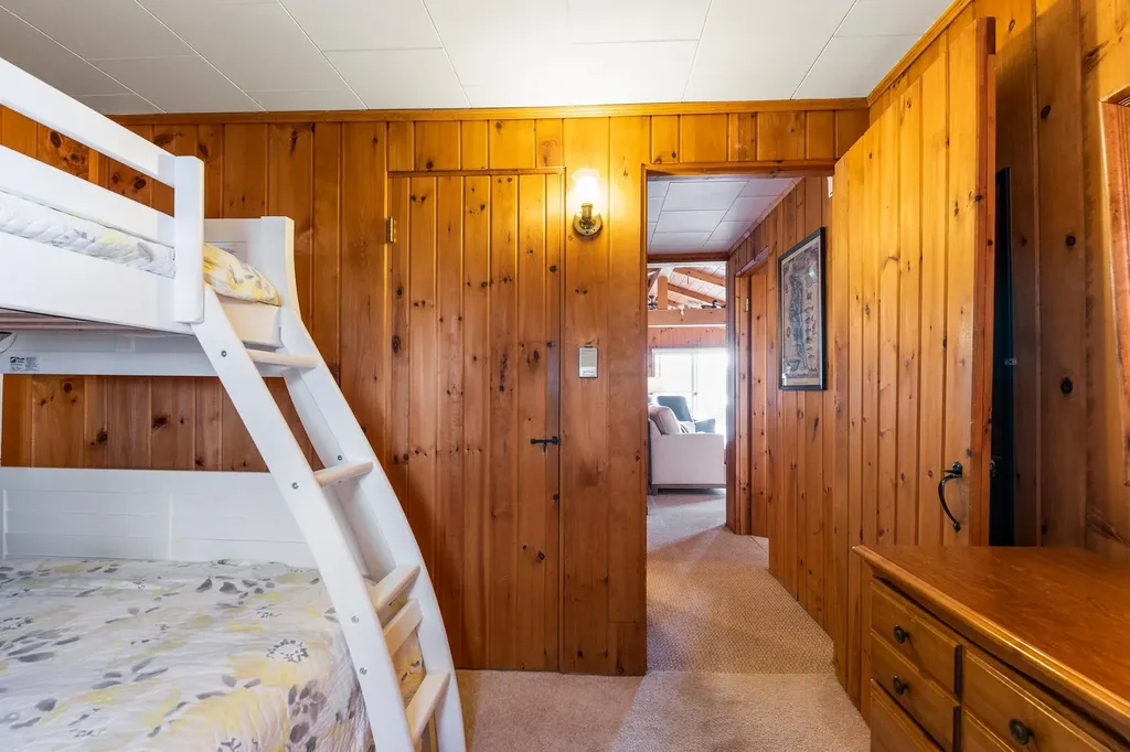 8 White Shutter Road Sunapee NH 03782