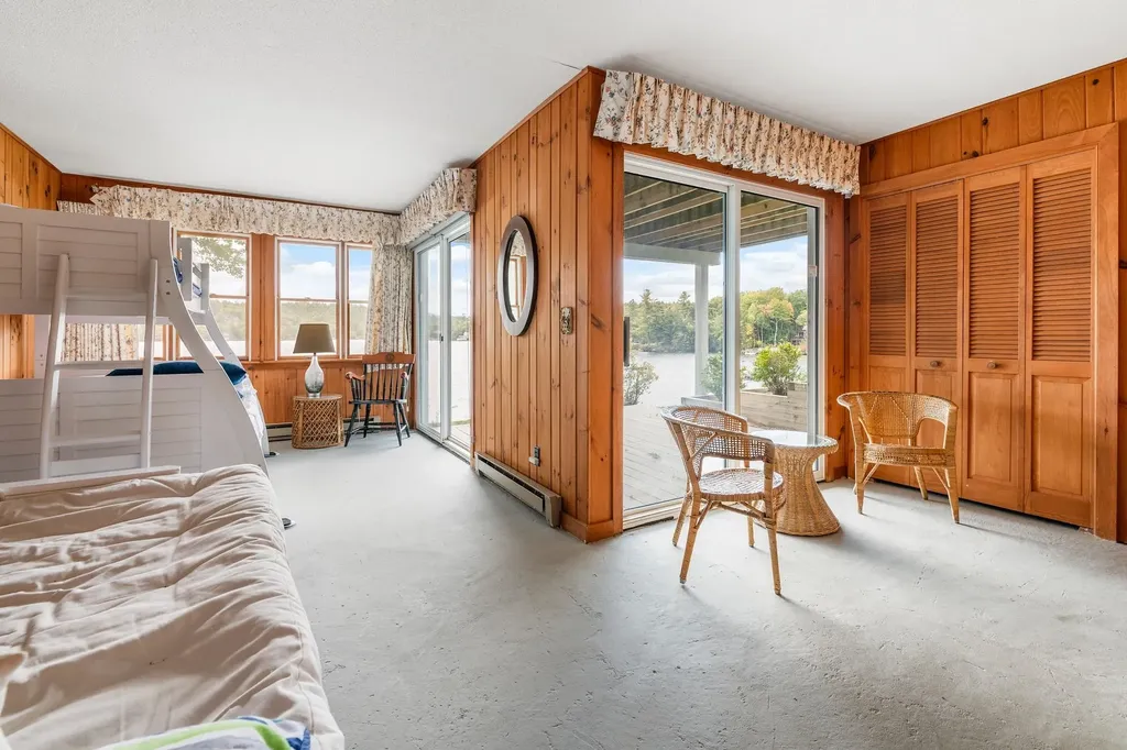 8 White Shutter Road Sunapee NH 03782