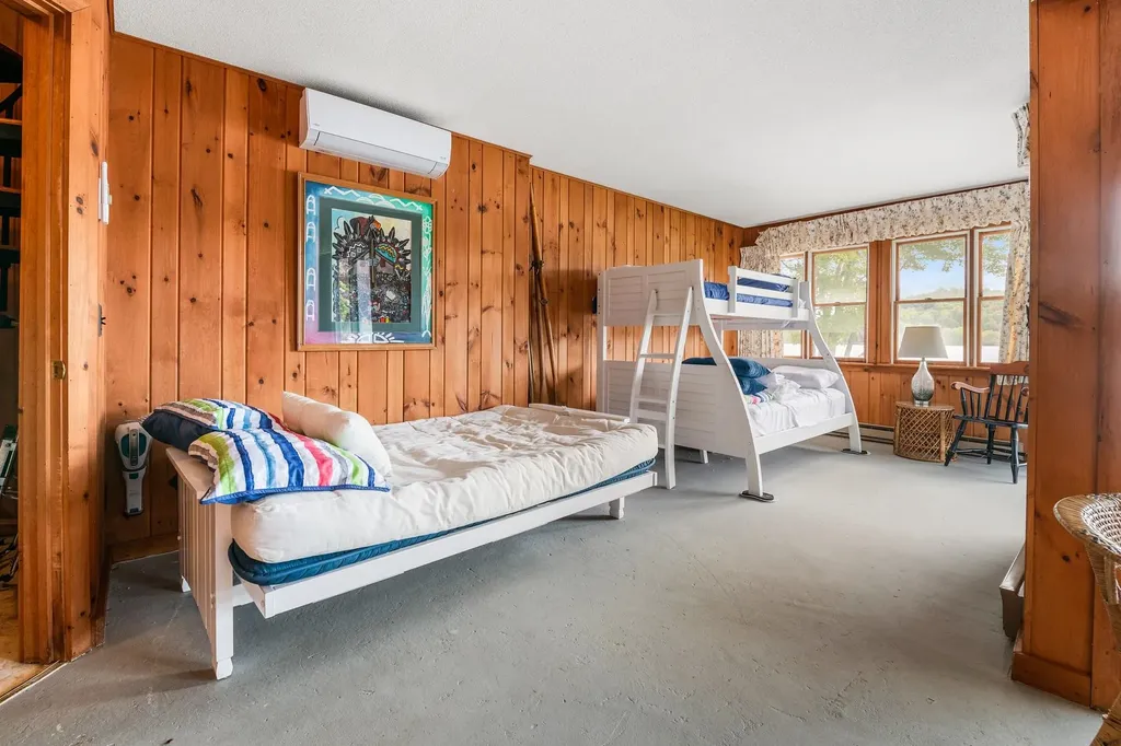 8 White Shutter Road Sunapee NH 03782