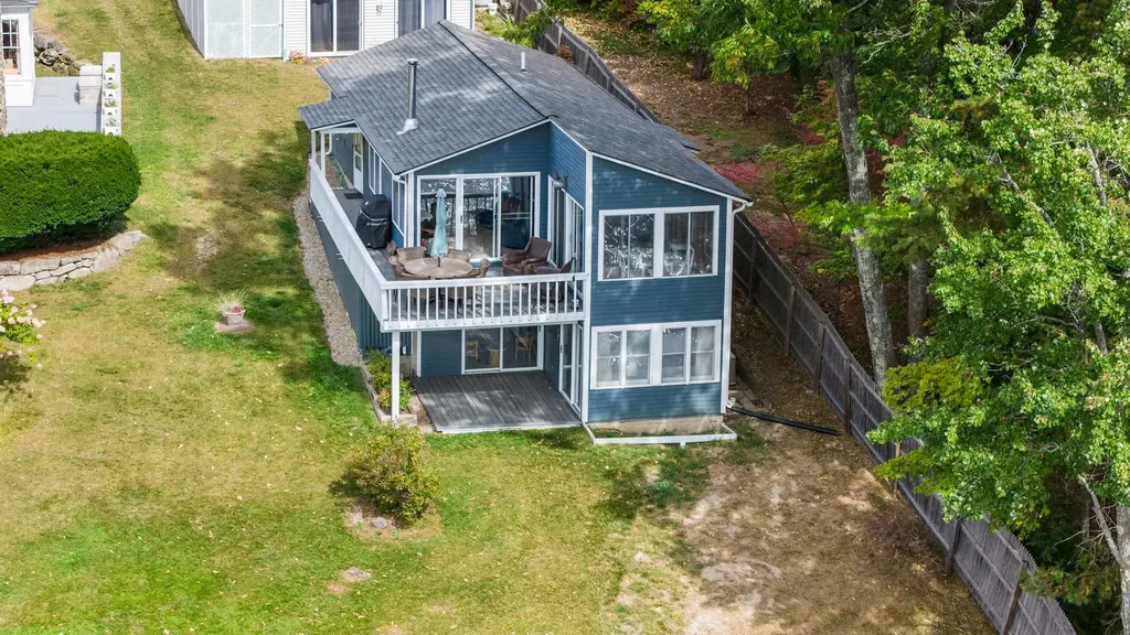 8 White Shutter Road Sunapee NH 03782