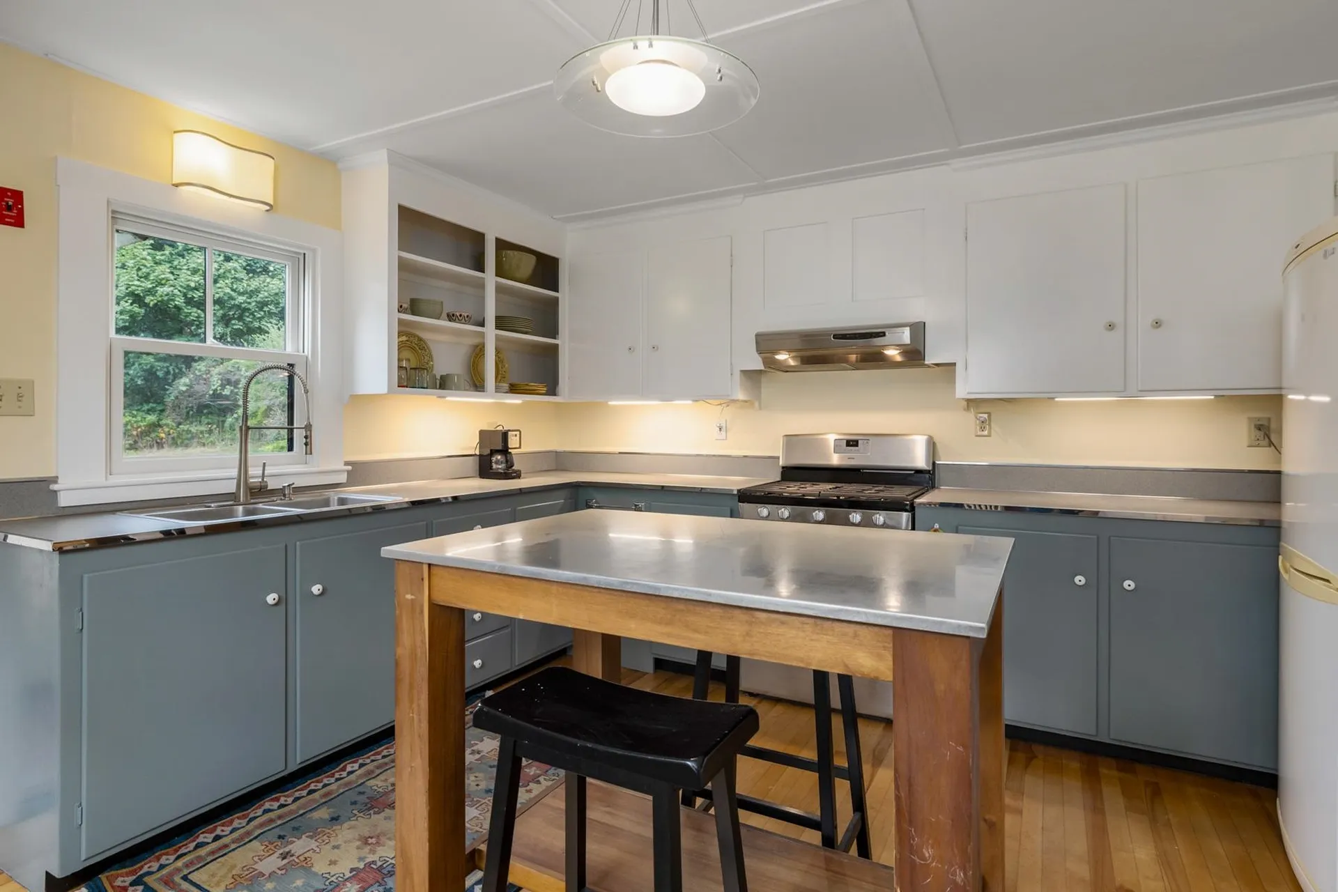 8 Elmwood Avenue Dover NH 03820
