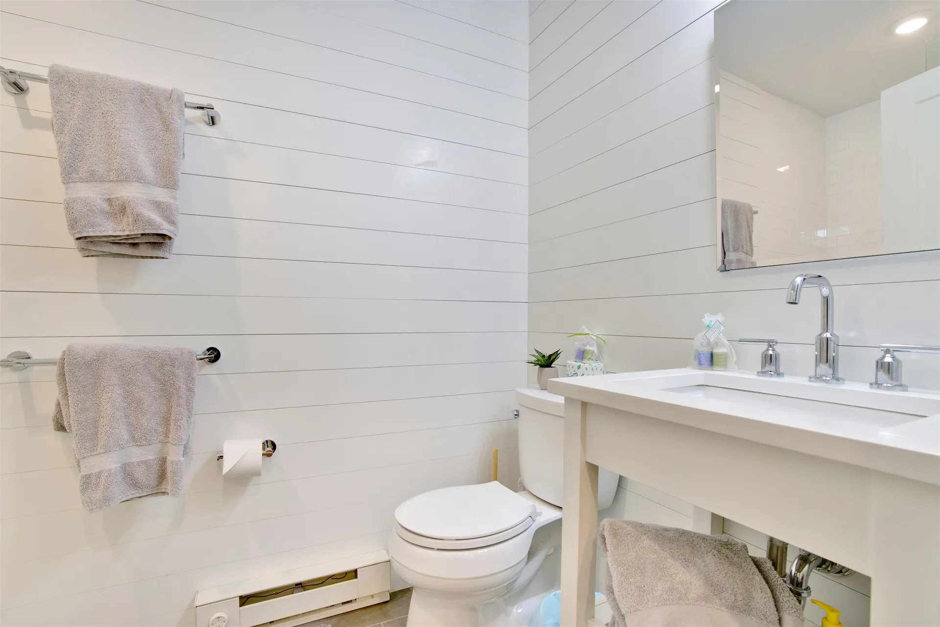 1047 Willard Road Hartford VT 05059