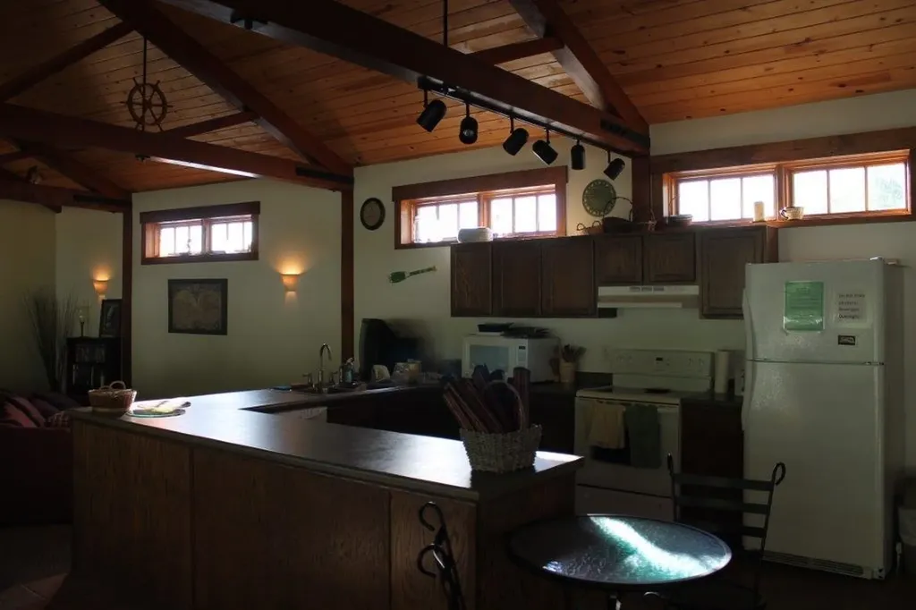 2 Bay Shore Drive Meredith NH 03253