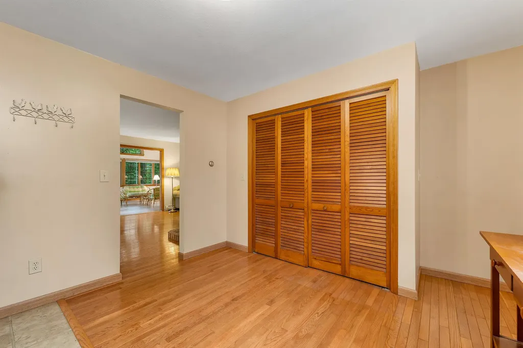 7 Loon Street Wolfeboro NH 03894