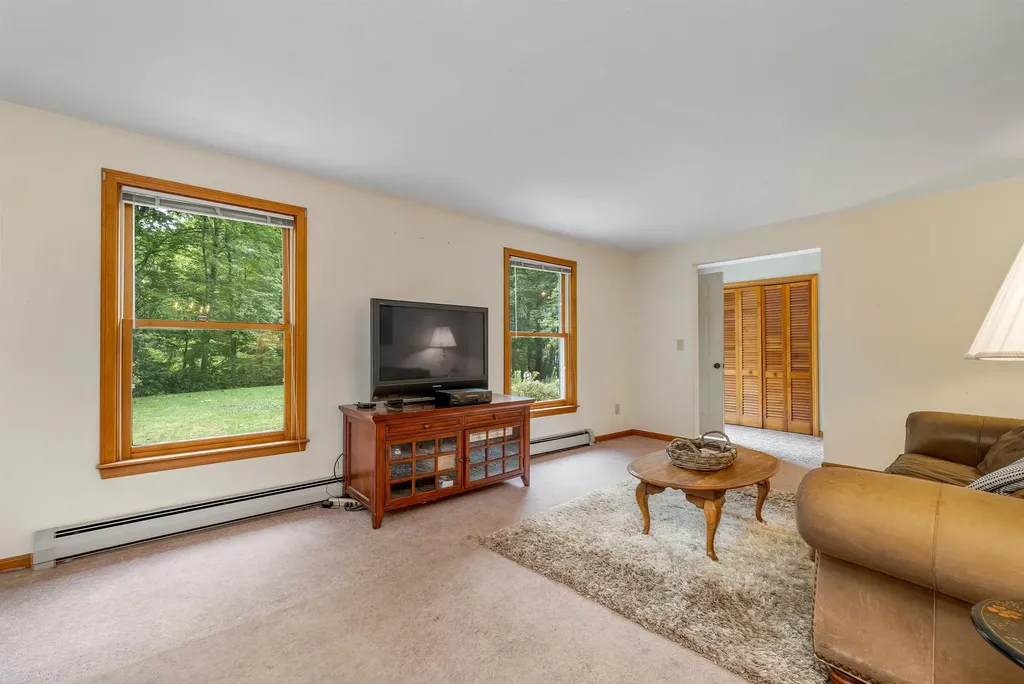 7 Loon Street Wolfeboro NH 03894