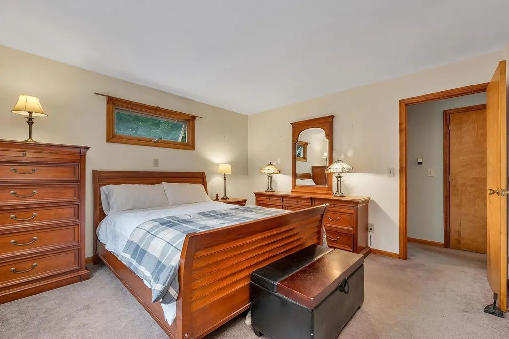 7 Loon Street Wolfeboro NH 03894