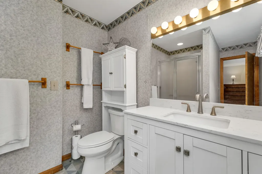 7 Loon Street Wolfeboro NH 03894