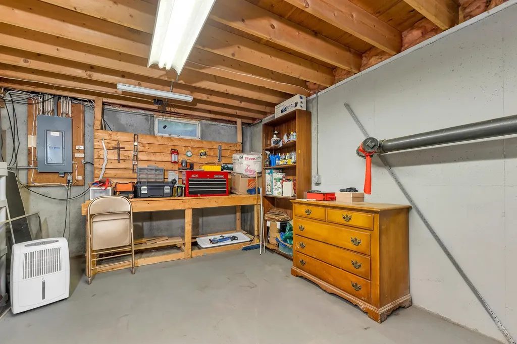 7 Loon Street Wolfeboro NH 03894