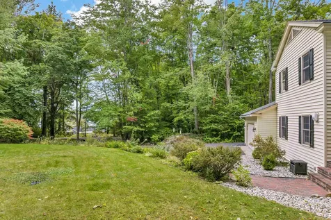 7 Loon Street Wolfeboro NH 03894