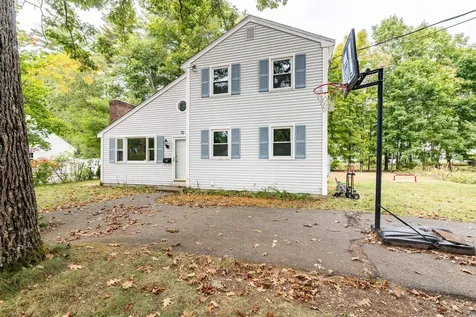 15 Sidney Street Rochester NH 03867
