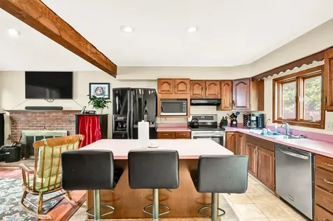 15 Sidney Street Rochester NH 03867