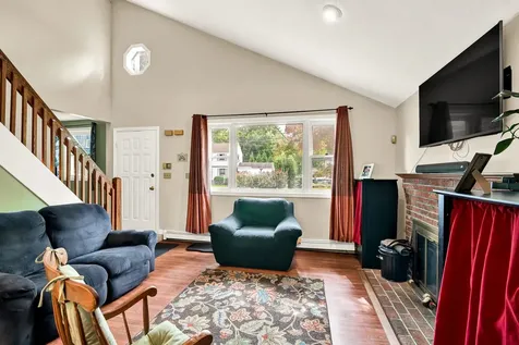 15 Sidney Street Rochester NH 03867