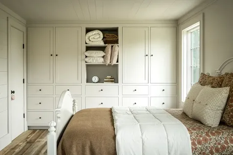 35 Old Church Lane Cornwall VT 05753