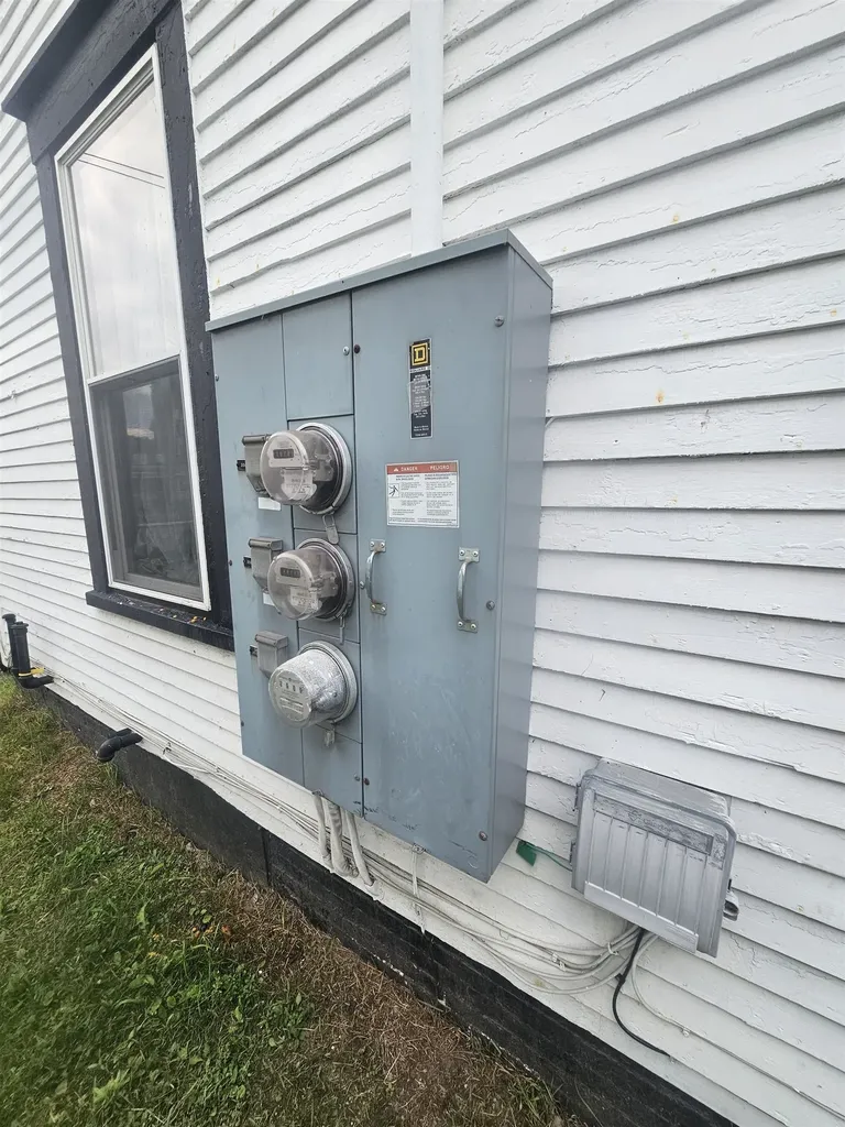 35 Elm Street Lyndon VT 05851