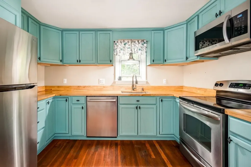 37 Lowell Street Rochester NH 03867