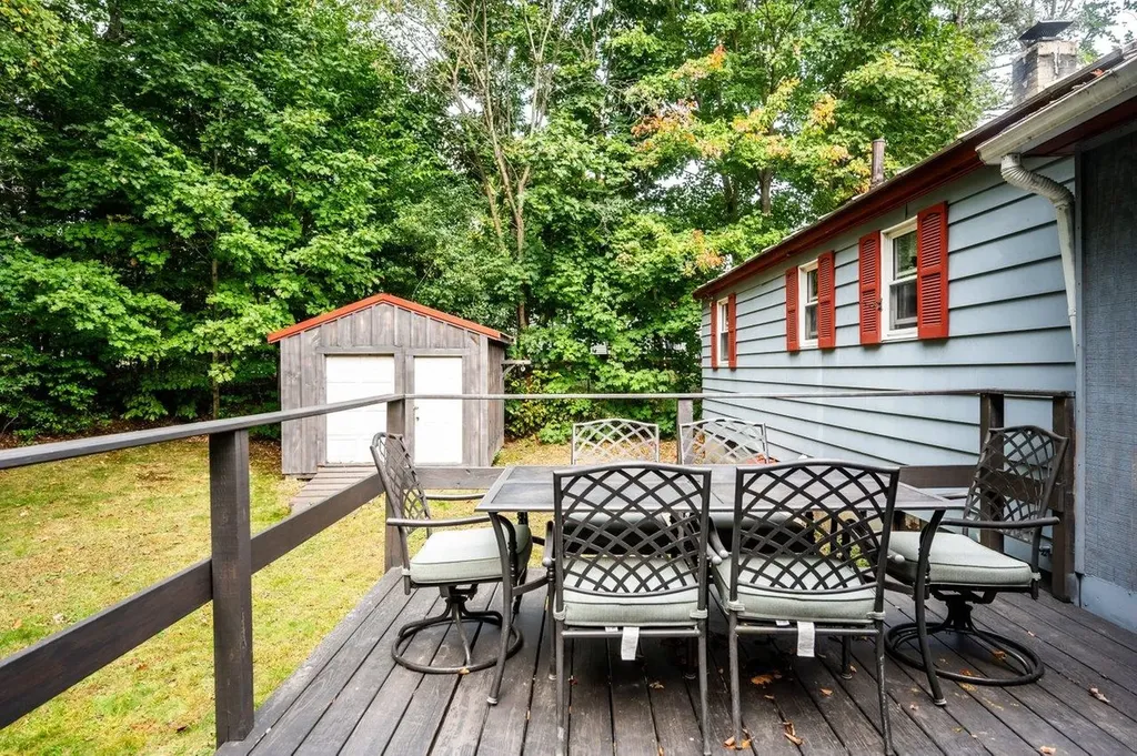37 Lowell Street Rochester NH 03867