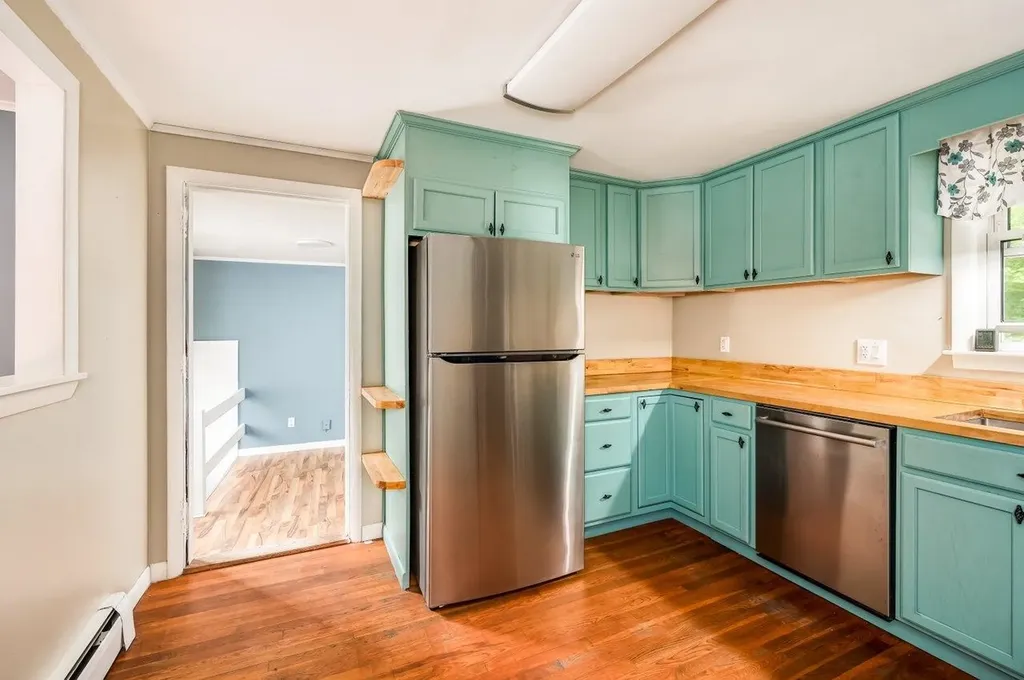 37 Lowell Street Rochester NH 03867