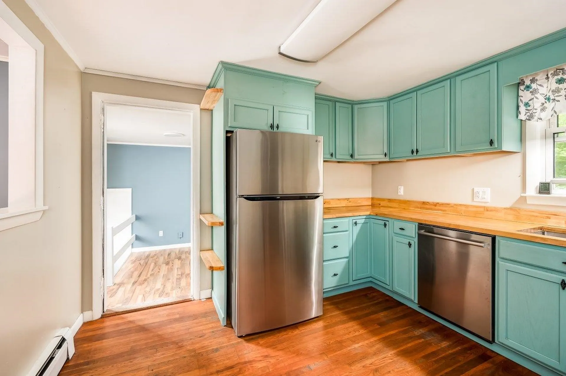 37 Lowell Street Rochester NH 03867