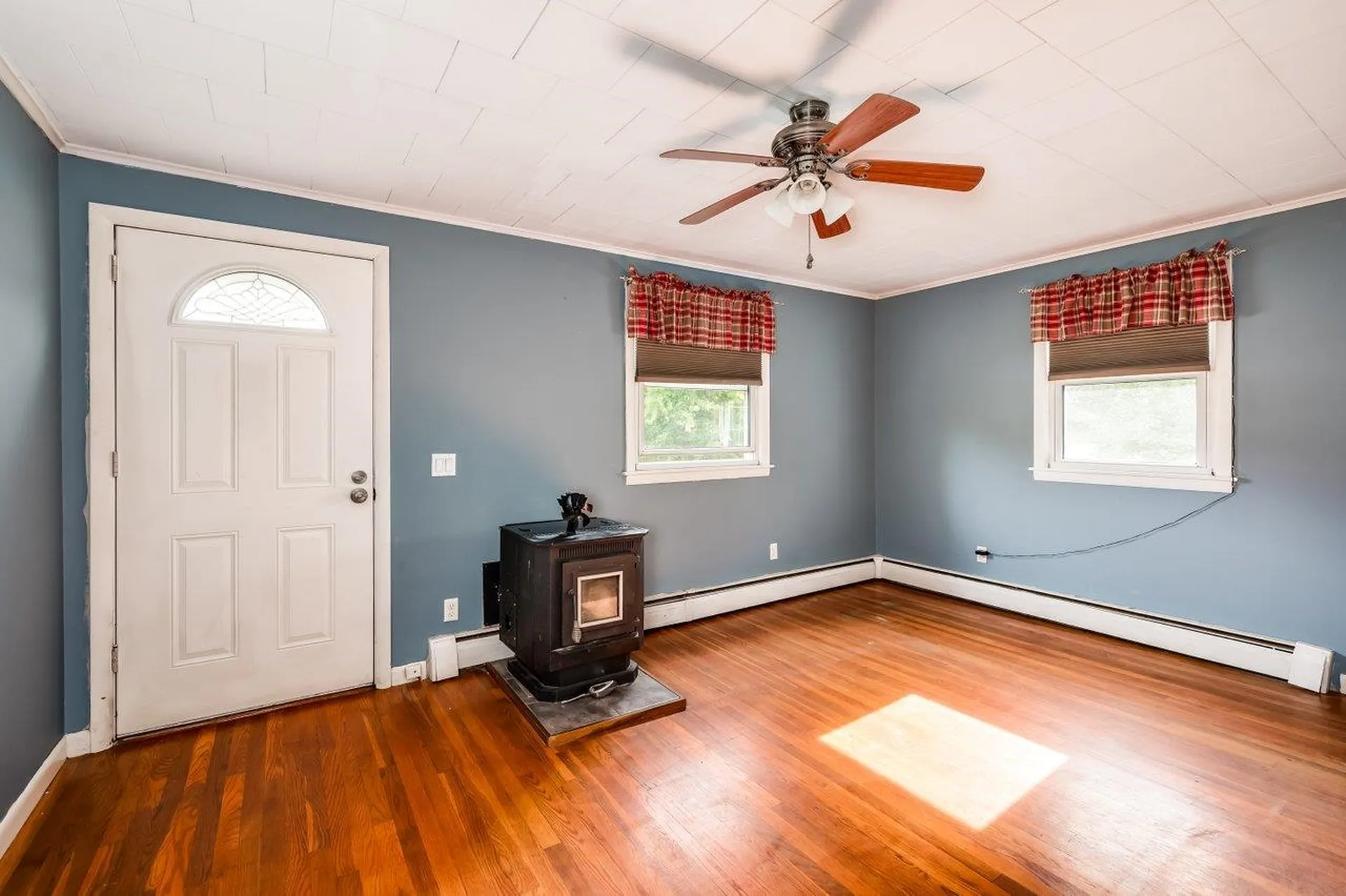 37 Lowell Street Rochester NH 03867