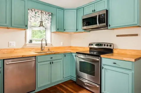 37 Lowell Street Rochester NH 03867